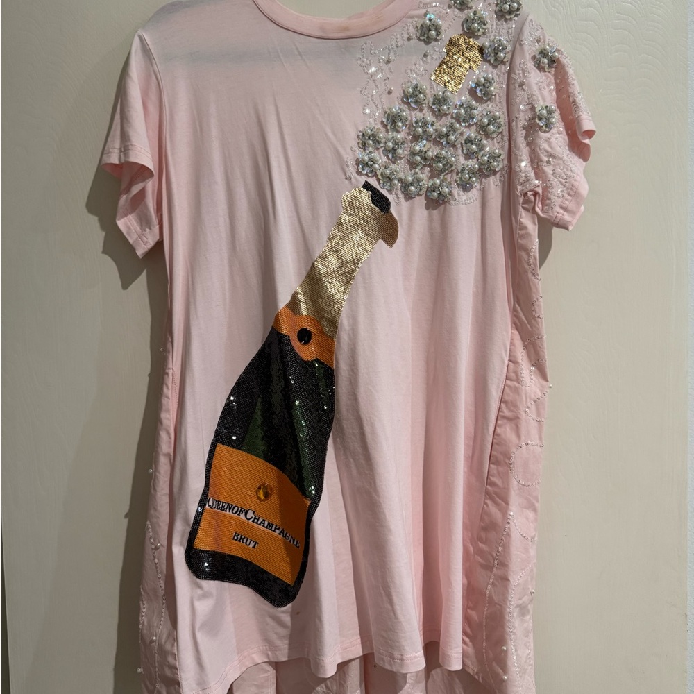 QUEEN OF SPARKLES light pink champagne tee dress